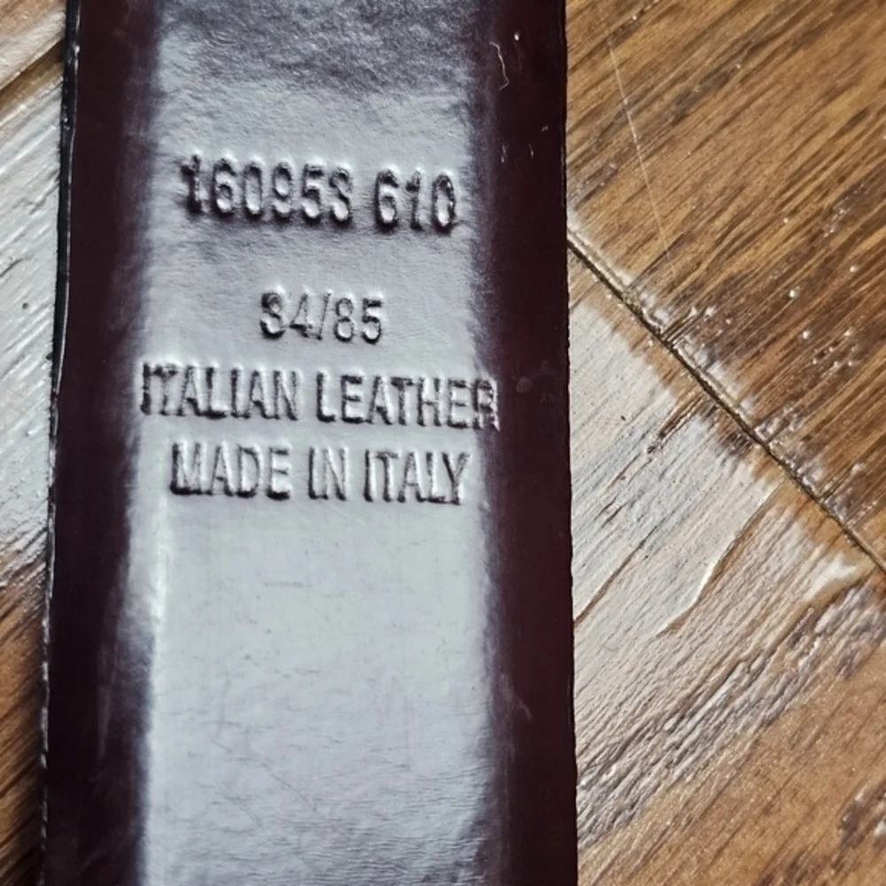 Reversible Burgundy To Black Silver‎ Buckle Italian Leather Made in Italy Belt